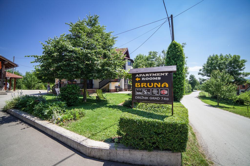 Apartmant & Room Bruna Drežnik Grad Exterior foto